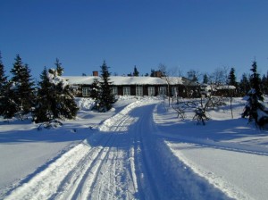 Rausteinshytta i marssol